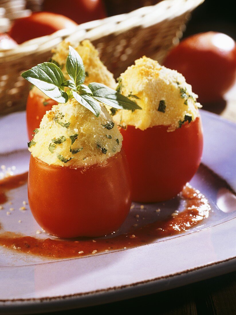 Grilled stuffed tomatoes