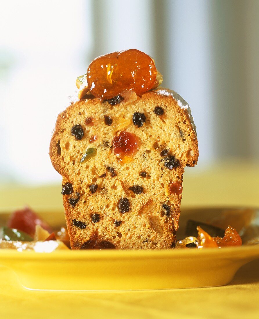 Spice cake with candied fruit and raisins