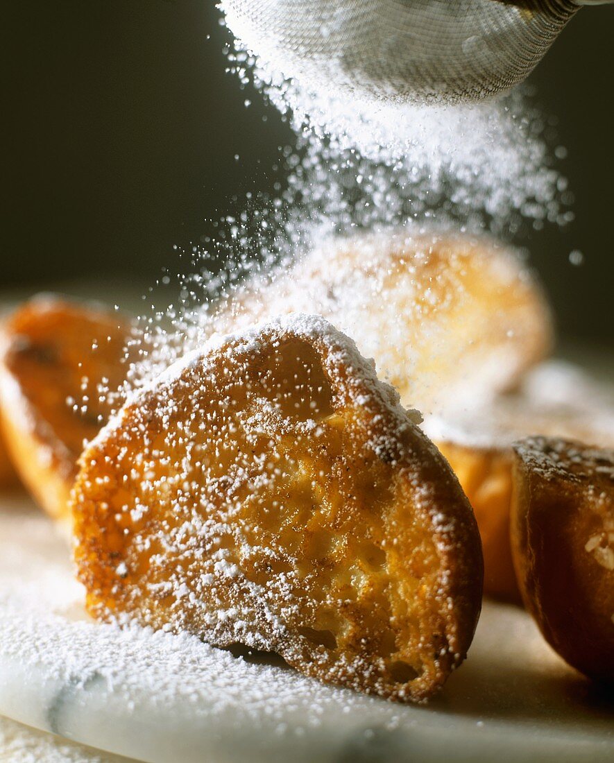 Brioche Retrouvée (getränkter Briochekuchen, Frankreich)