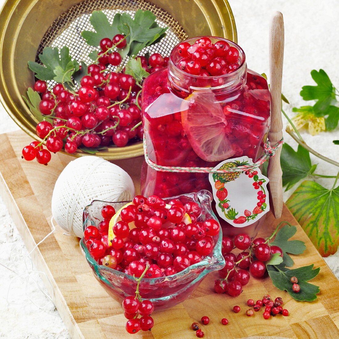 Bottled redcurrants with red peppercorns