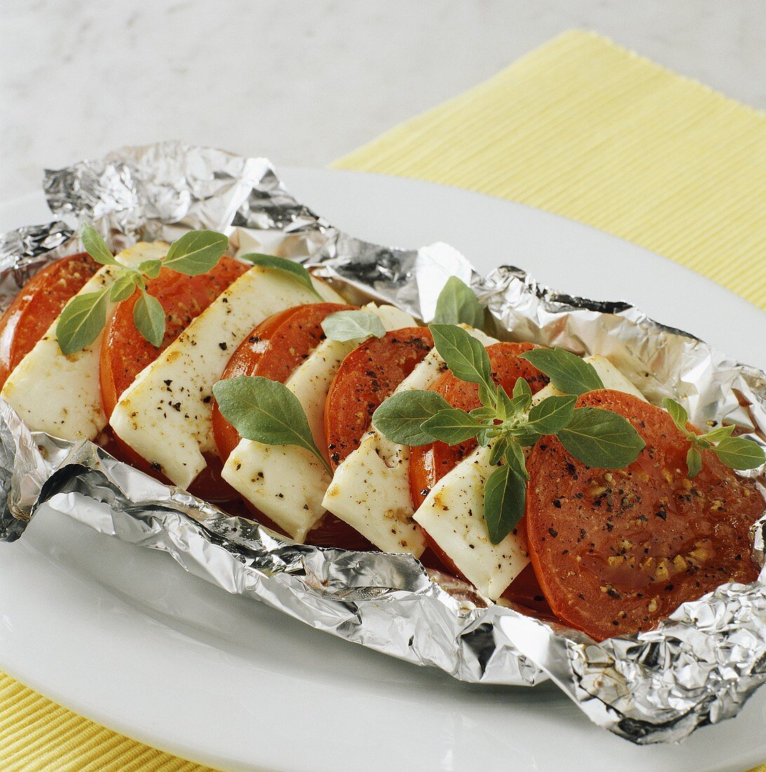 Tomatoes with feta and basil, in foil