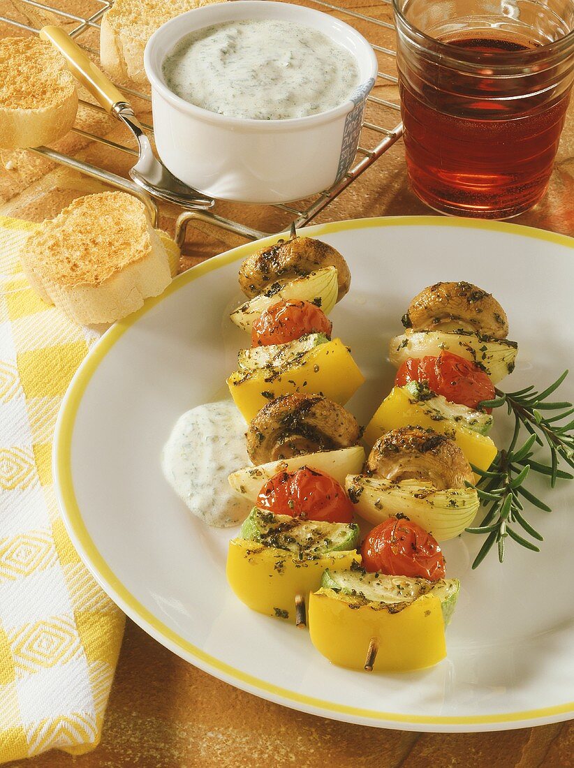 Skewered vegetables from Provence with herb sauce & baguette