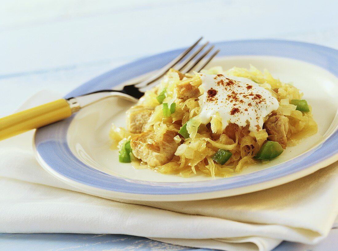 Turkey goulash with sauerkraut