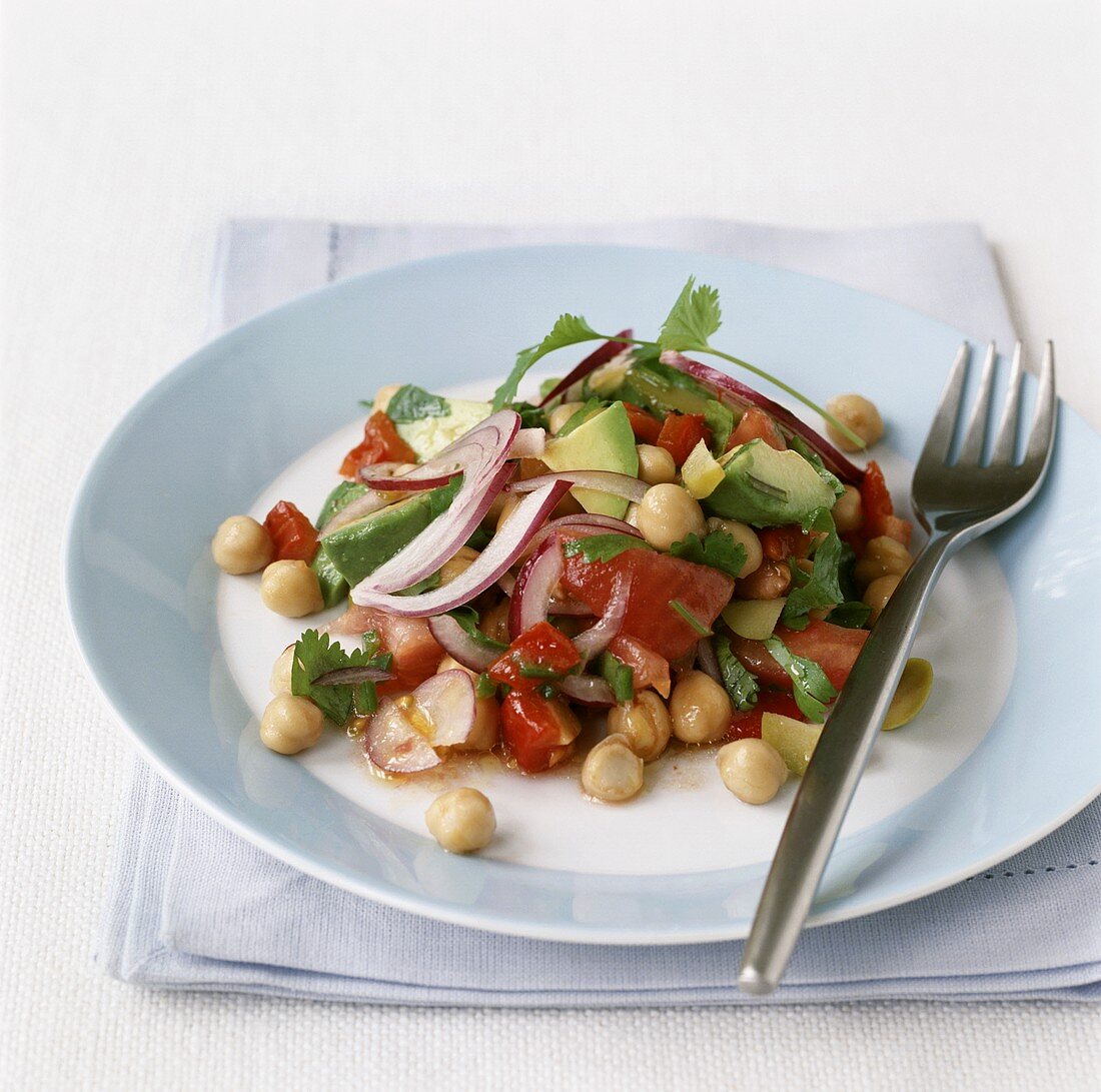 Chick-pea salad with avocado and tomatoes