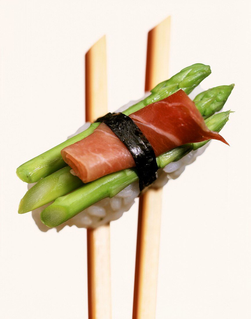 Nigiri-sushi with green asparagus tips
