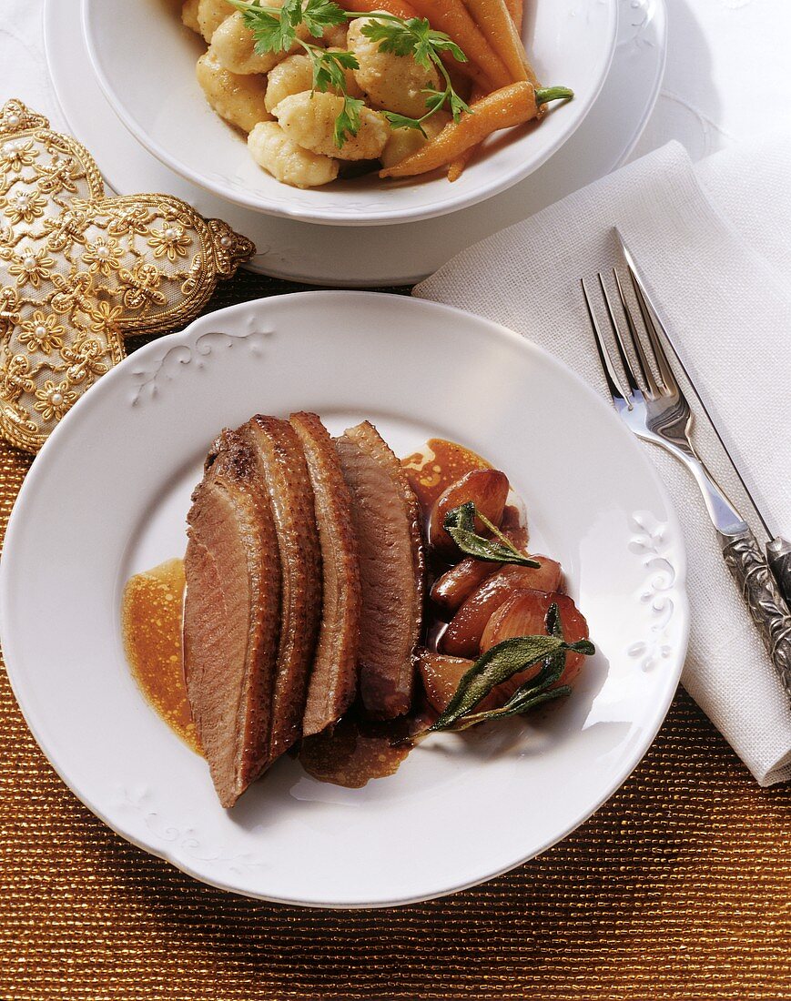 Roast goose with shallots