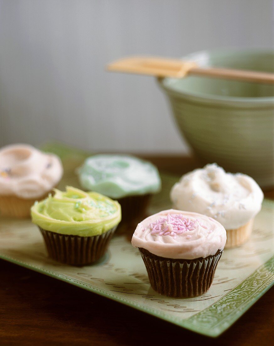 Several coloured cup-cakes