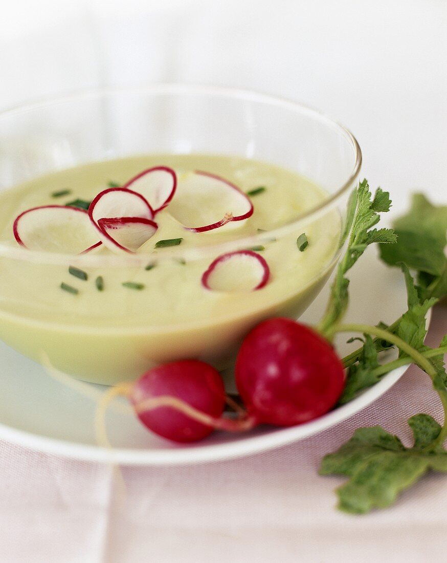 Radishes with herb dip