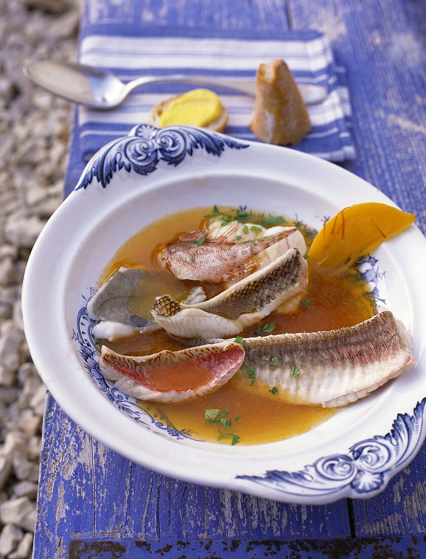 Bouillabaisse (Fischsuppe, Provence, Südfrankreich)