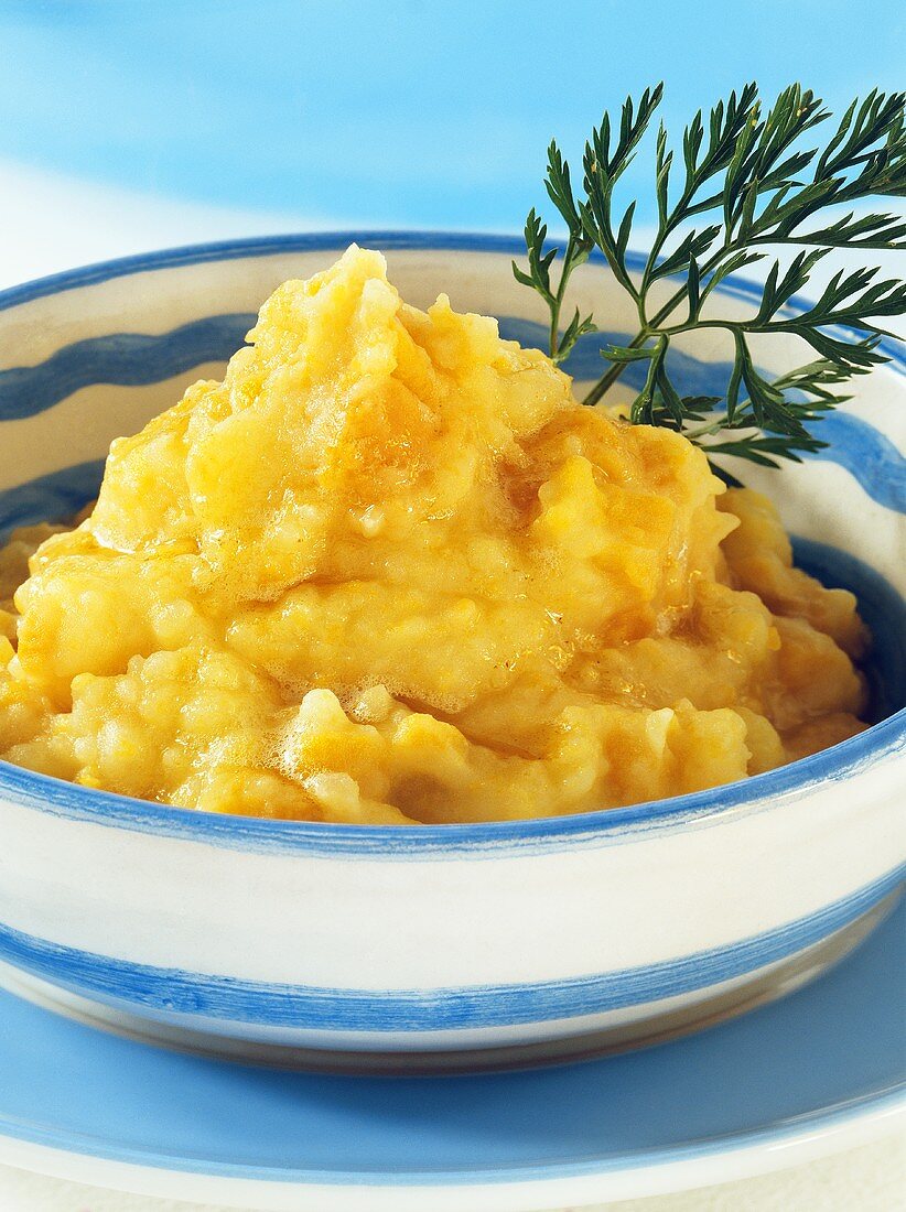 Mashed potato with carrots