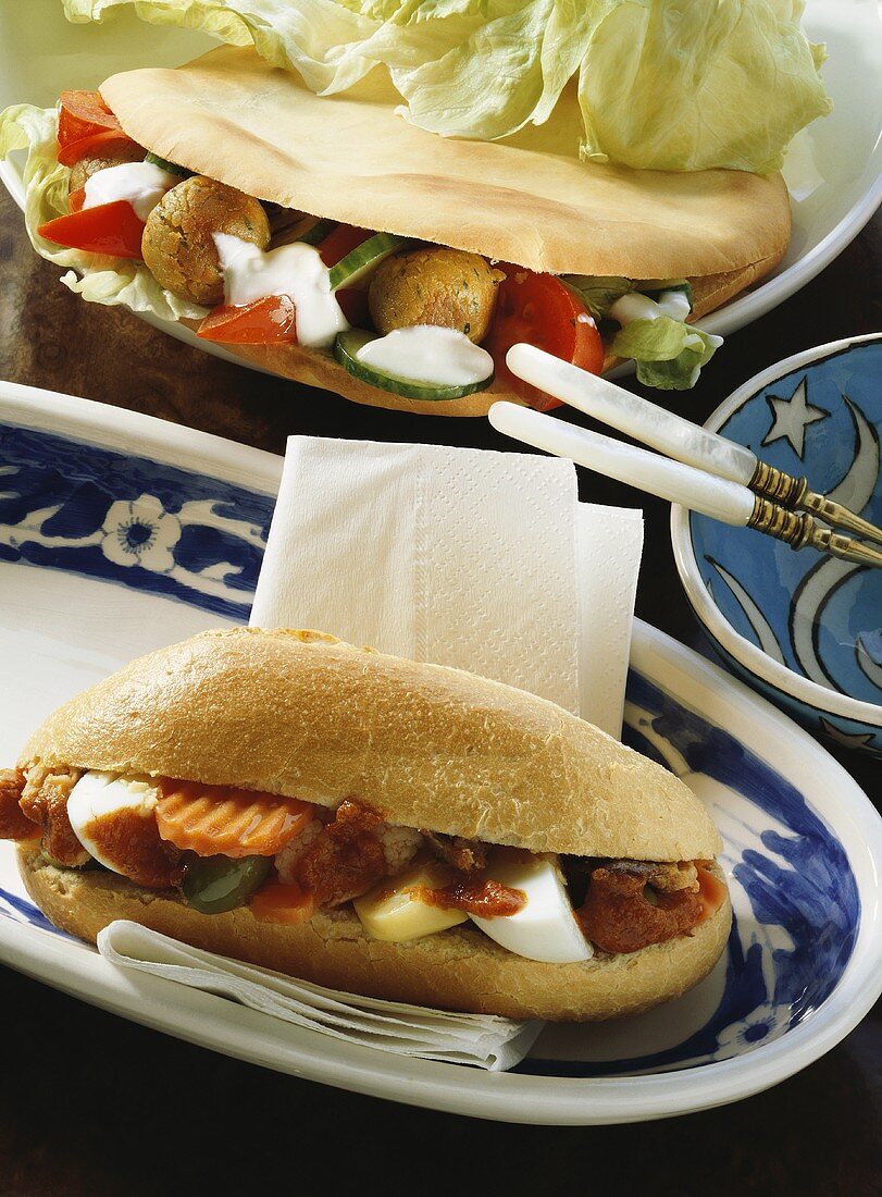 Pita with falafel (Israel), baguette with vegetables (Tunisia)