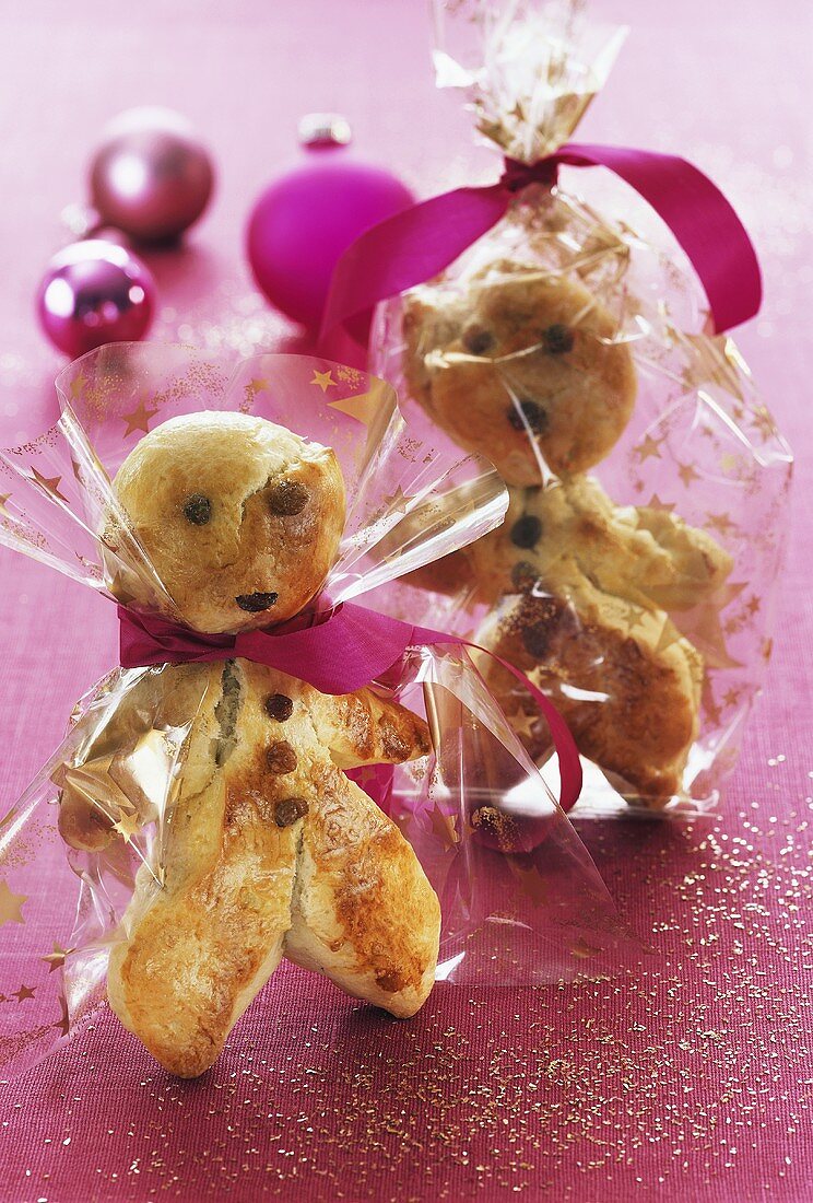 Bread men to give as gifts