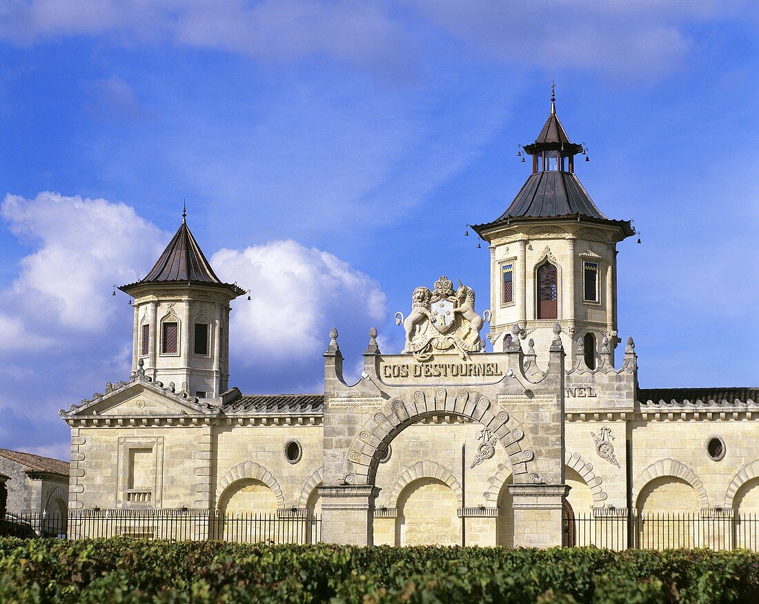 Château Cos d'Estournel; St. Estèphe, Médoc, Bordeaux, France