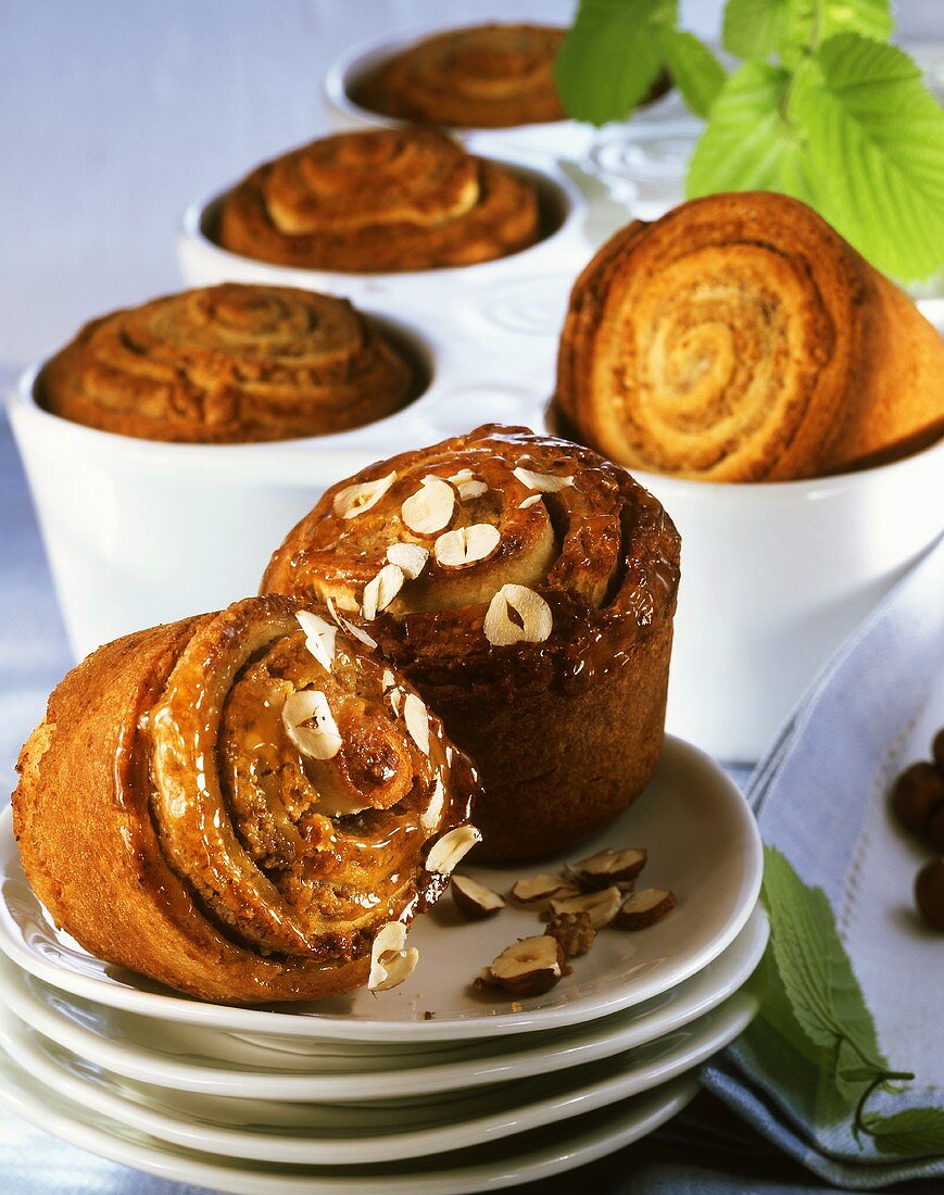 Coiled nut muffins