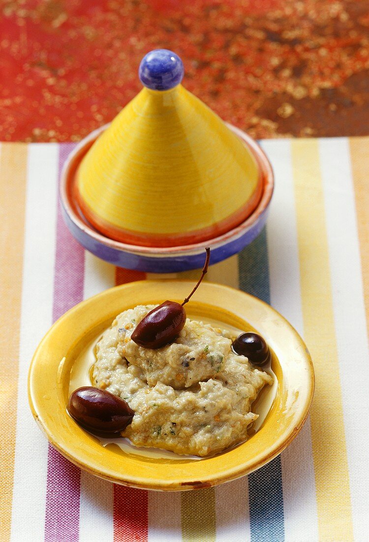 Aubergine and tahini dip