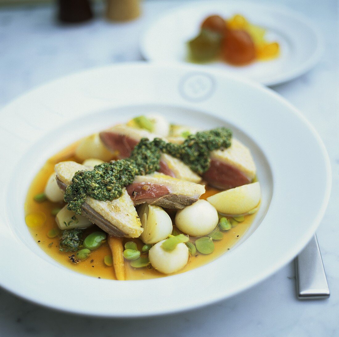 Lightly fried tuna with parsley pesto