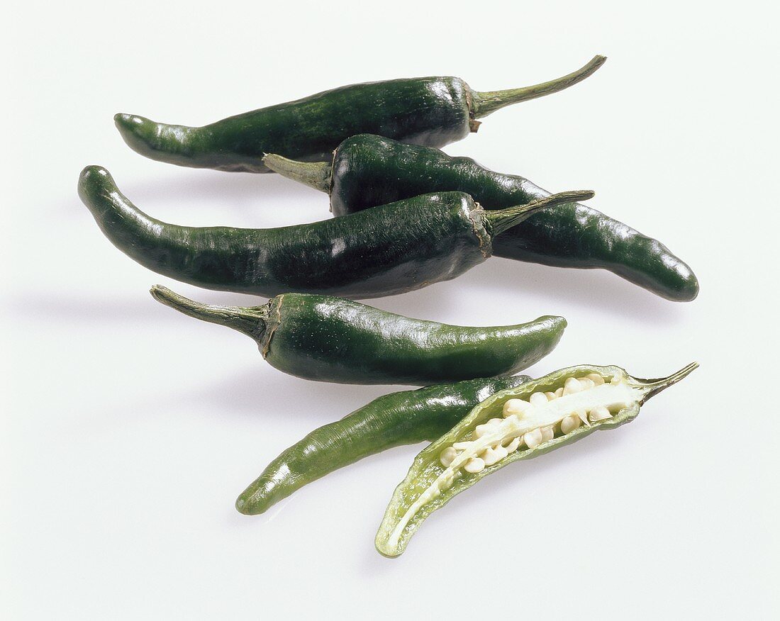 Chili peppers, variety 'Long green'