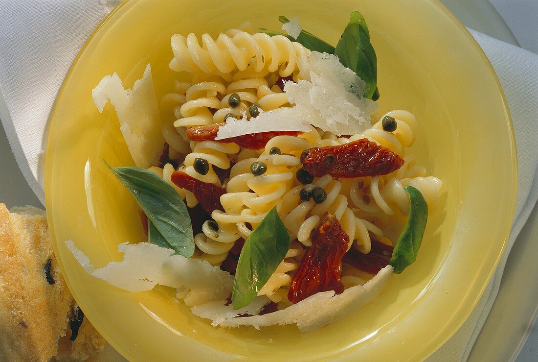 Fusilli (spiral pasta) with dried tomatoes & capers