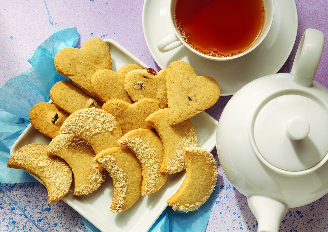 Almond Crescent and Raisin Heart Cookies with Tea