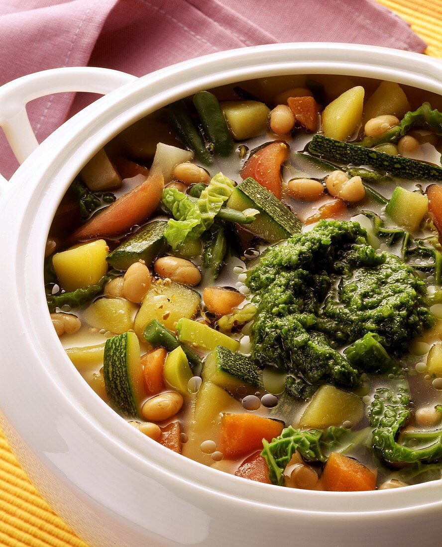 Minestrone al pesto (Vegetable soup with pesto, Italy)