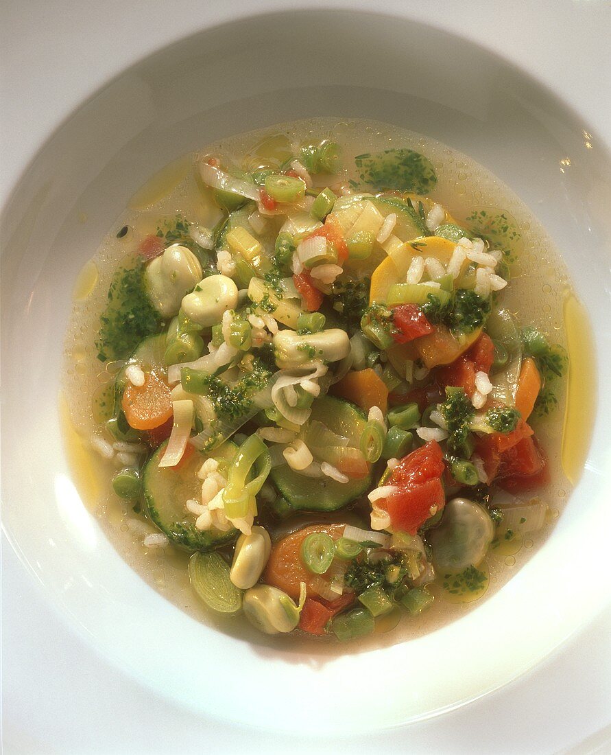 Vegetable soup with pistou and rice