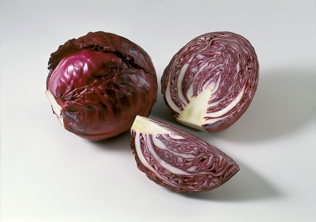 Ganzer & halber Rotkohl & Rotkohlfünftel