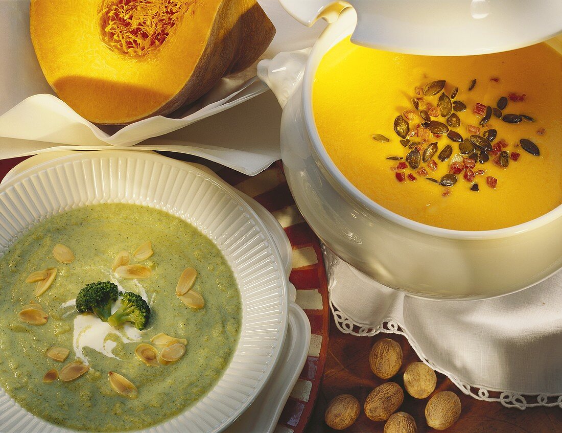 Broccoli soup with almonds & pumpkin soup with pumpkin seeds