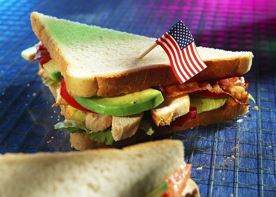 Sandwich: chicken breast, avocado, bacon, tomato, lettuce