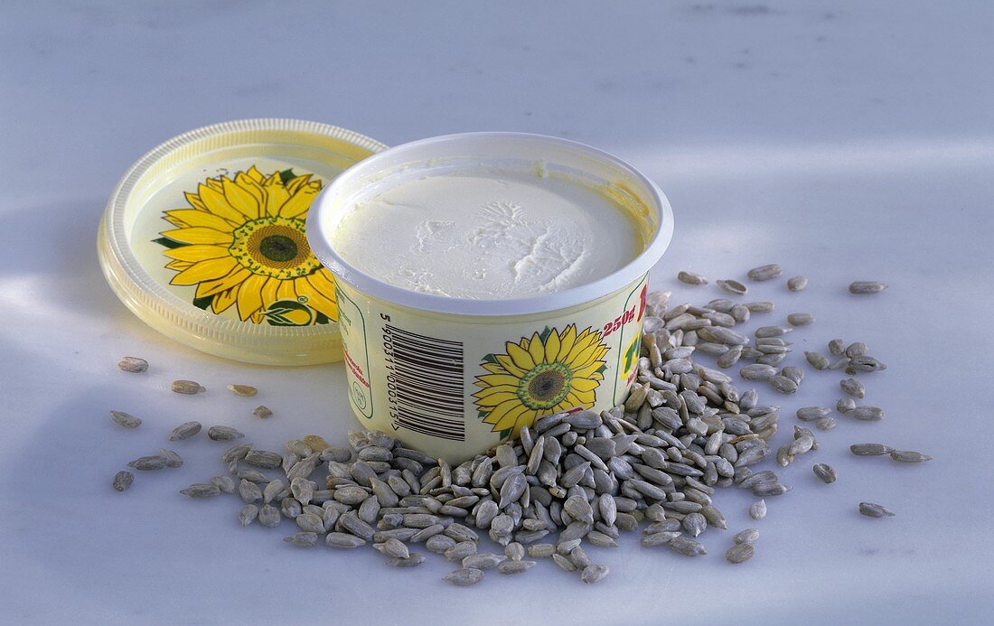 Sonnenblumenmargarine & Sonnenblumenkerne