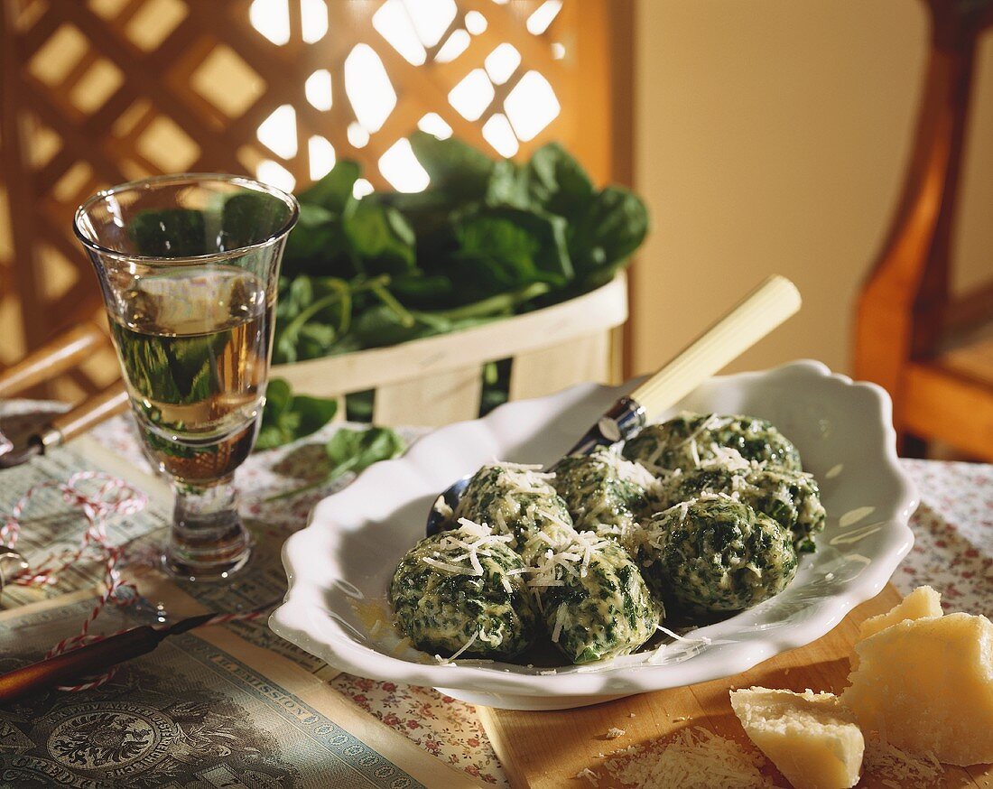 Strangolapreti (Cheese & spinach dumplings with Parmesan, Italy)