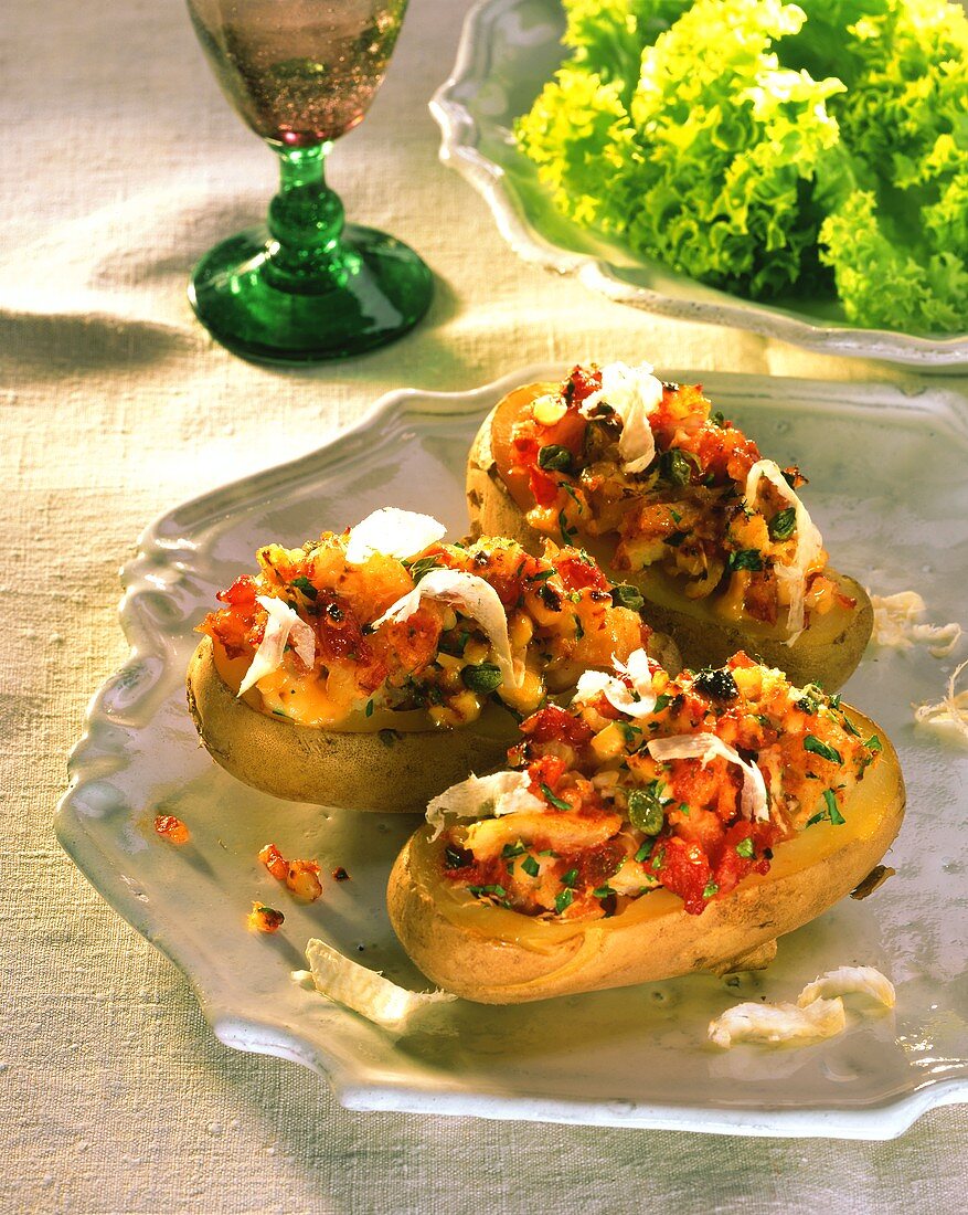 Gebackene Meerrettichkartoffeln mit Tomaten und Kapern