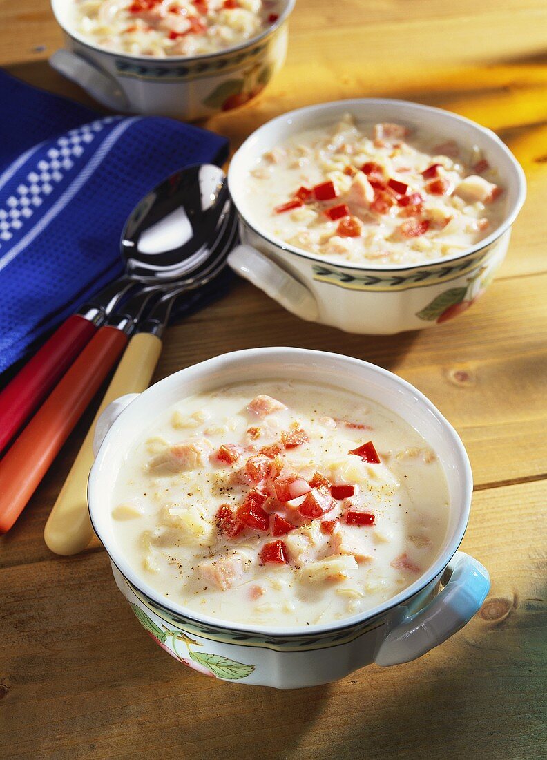 Sauerkraut soup with bacon & diced peppers in soup cups