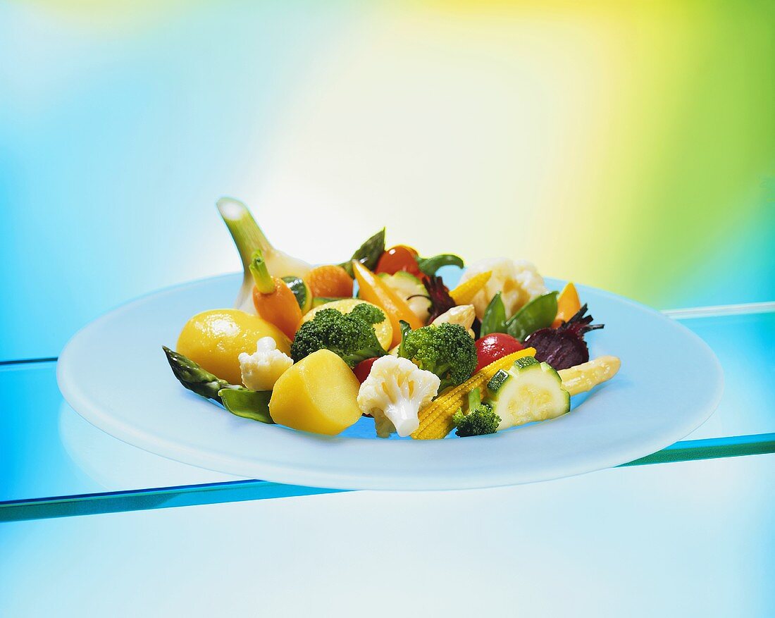 Steamed mixed vegetables on plate