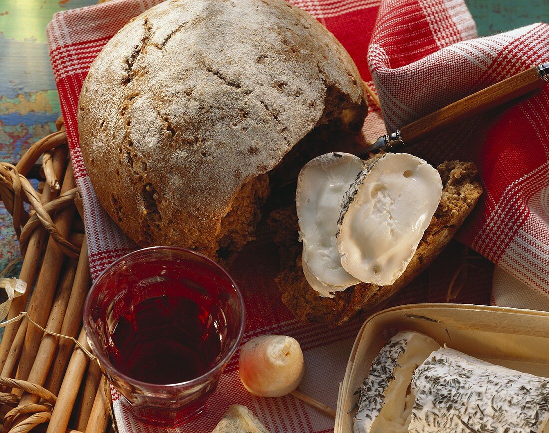 French country bread, slices cut, with cheese & red wine