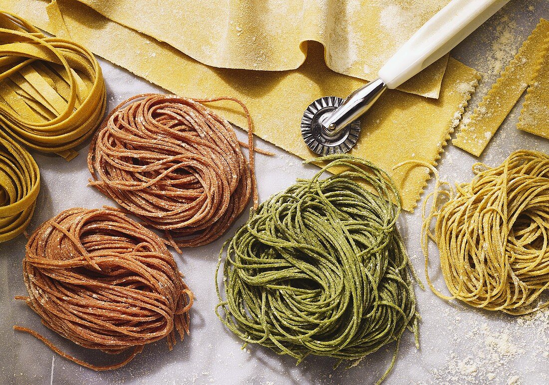 Frische Taglierini & Tagliatelle