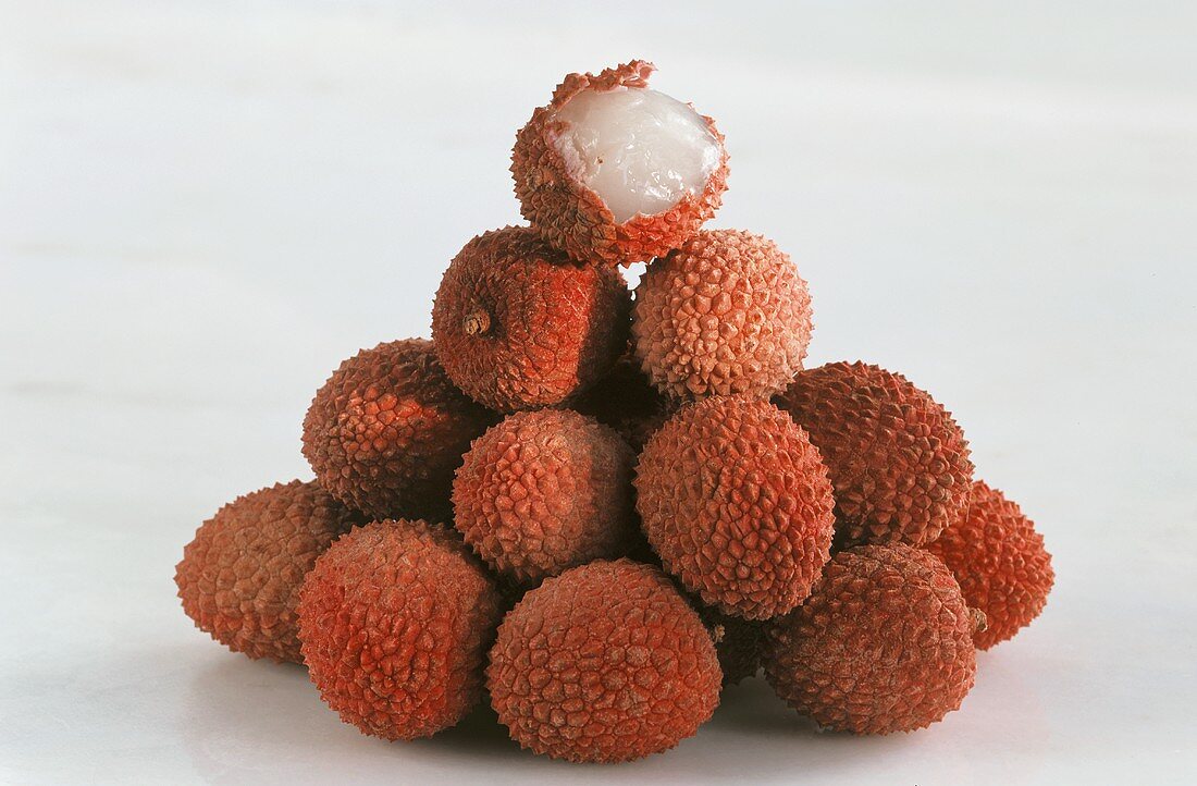 Ein Haufen Lychees