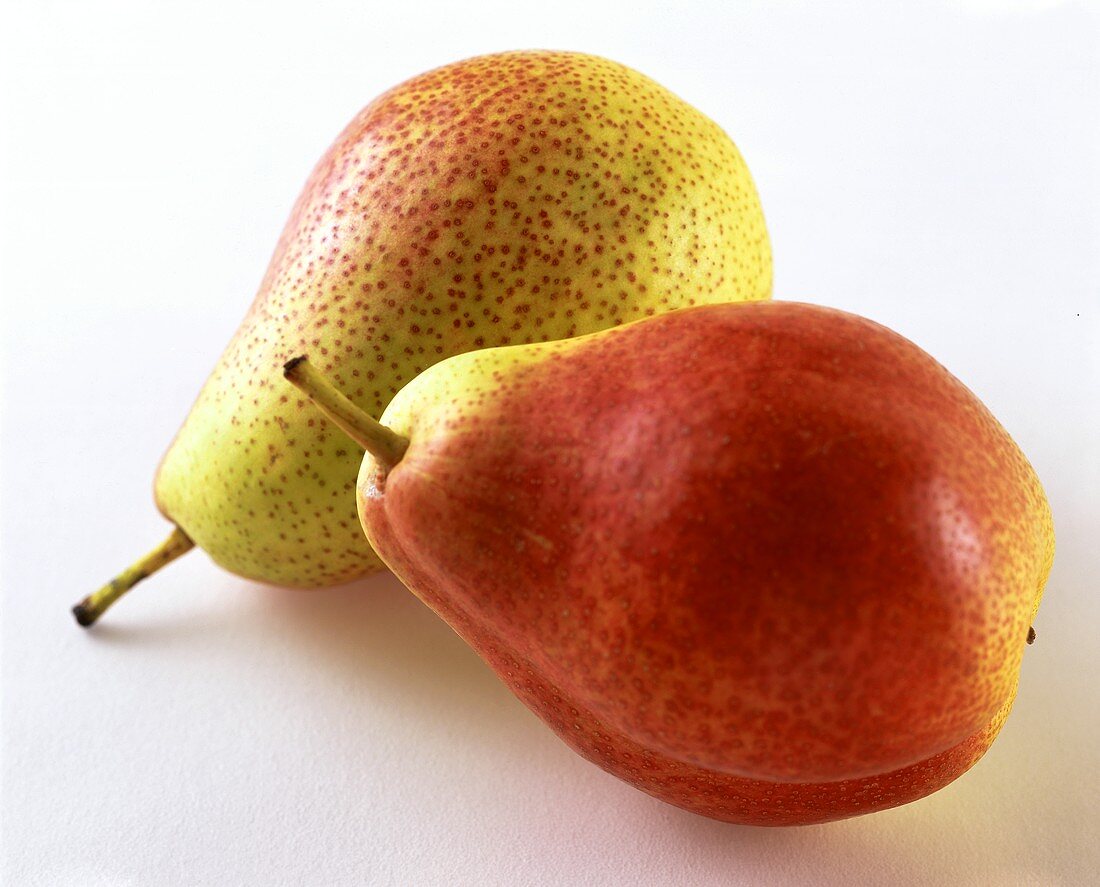 Two forelle pears