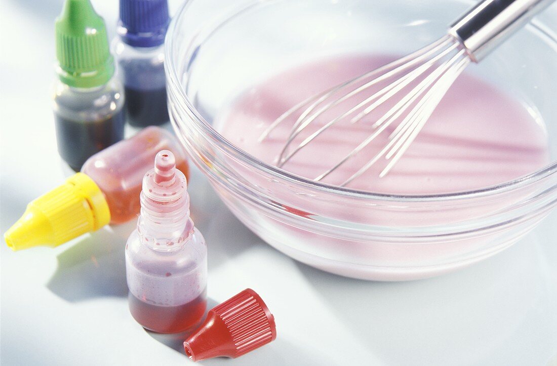 Colouring icing with pink food colouring