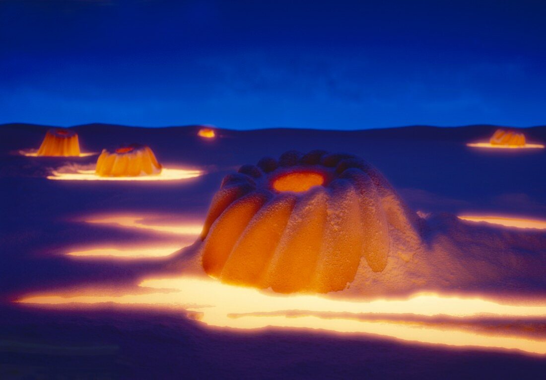 Napfkuchen in feuriger Lava-Landschaft