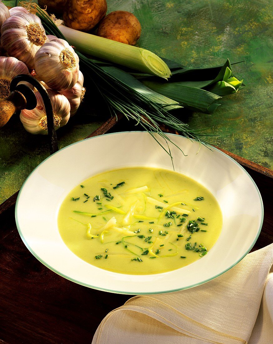 Potato and leek soup with chives