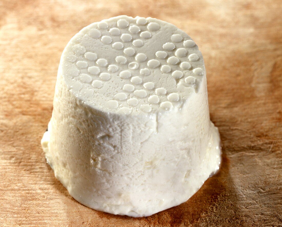 Maconnais frais, a French goat's cheese