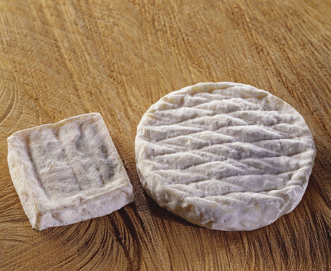 Fedo and Galette de Brebis, French sheep's cheeses