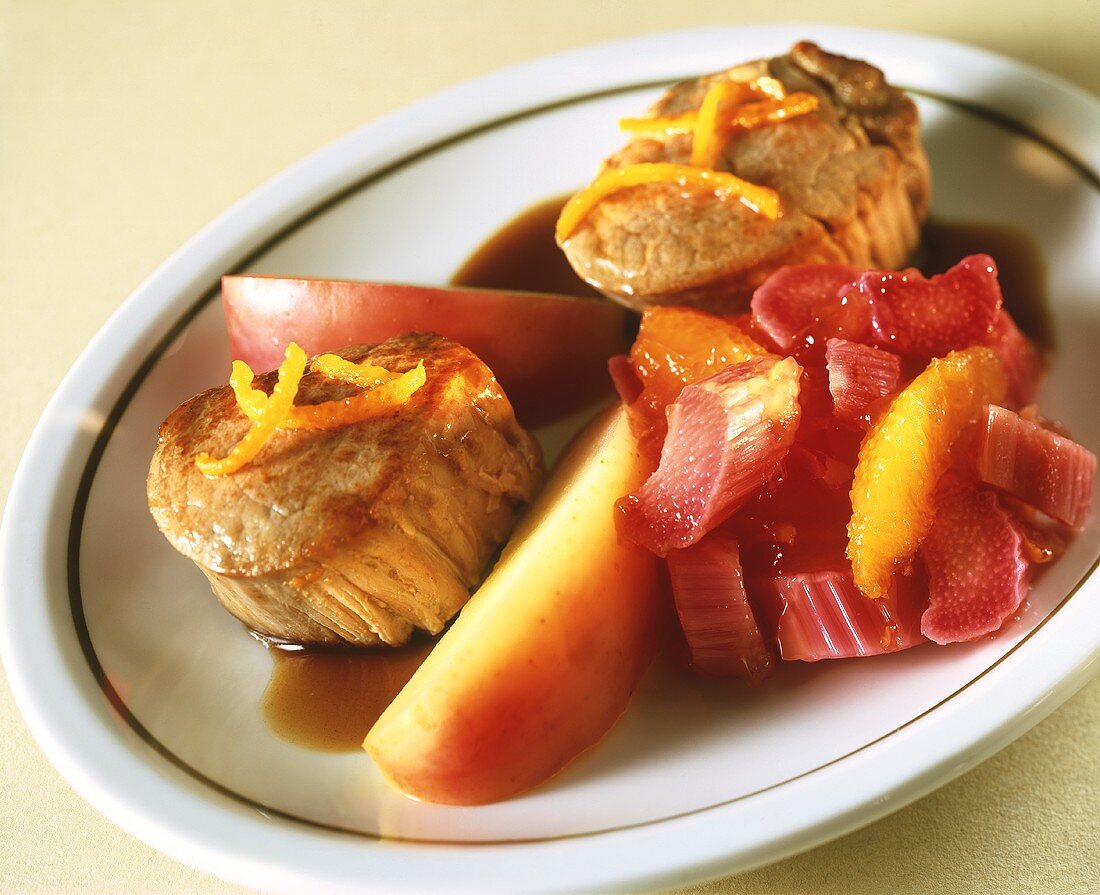 Pork fillet with rhubarb and orange chutney with ginger