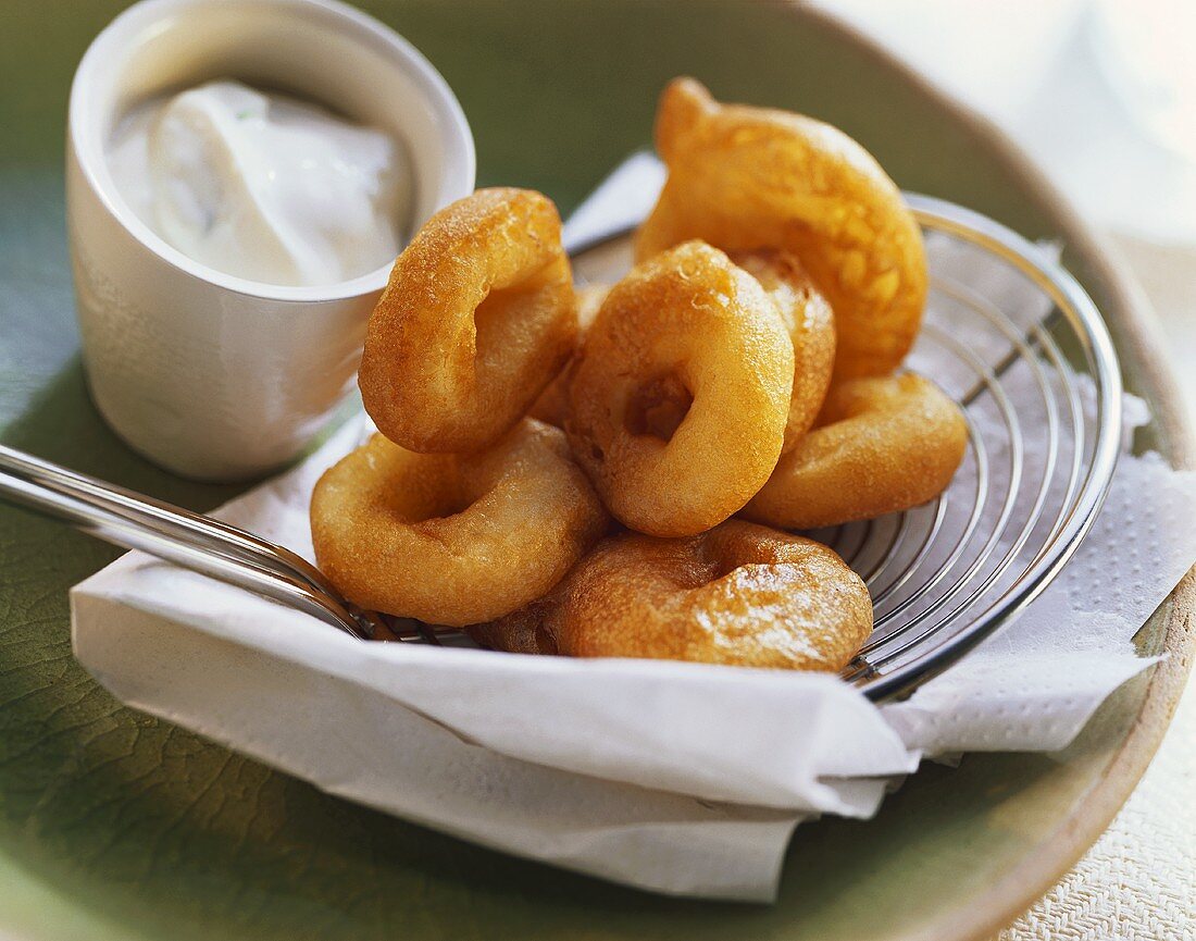 Hearty chili calamares with dip