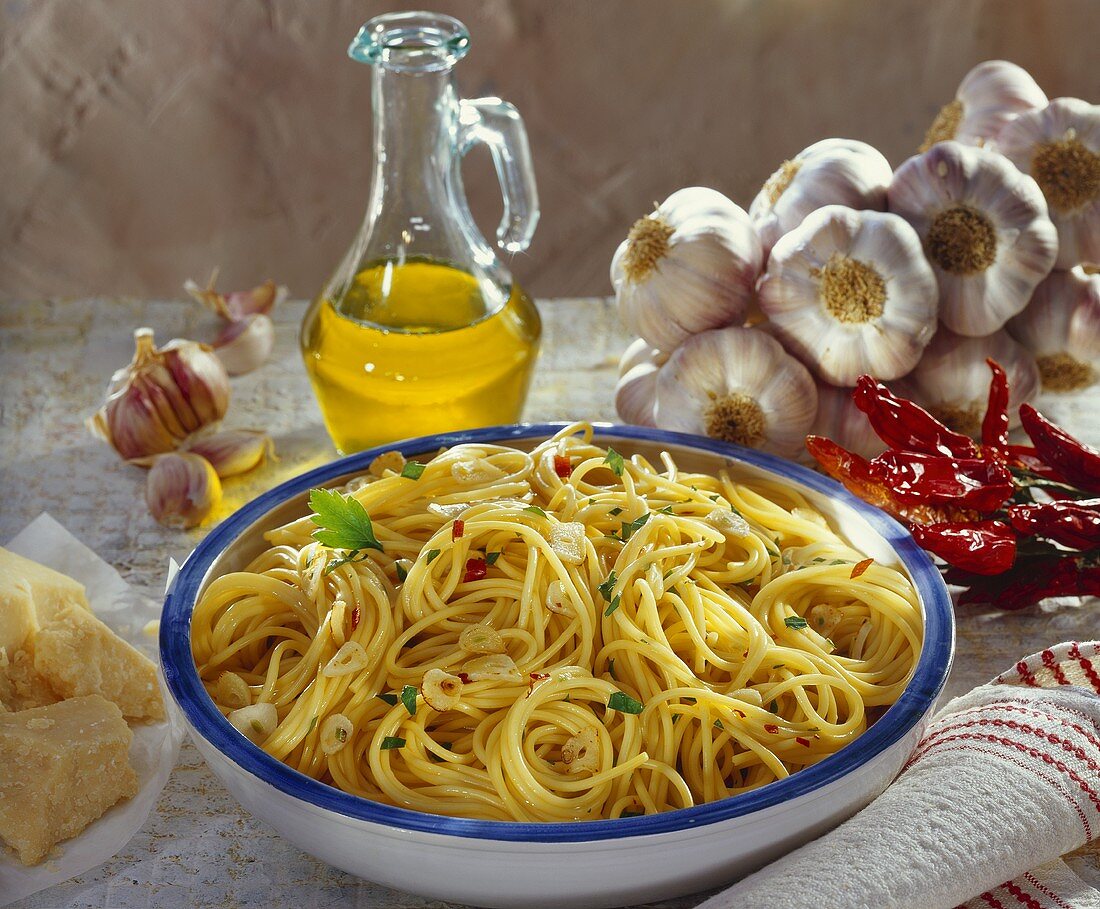 Spaghetti aglio, olio, peperoncino (Scharfes Nudelgericht)