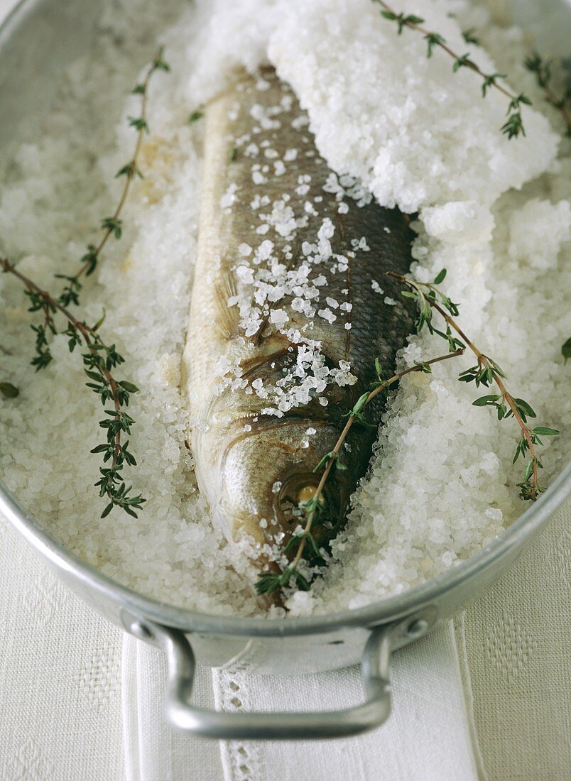 Perch, preserved in salt, in a pot