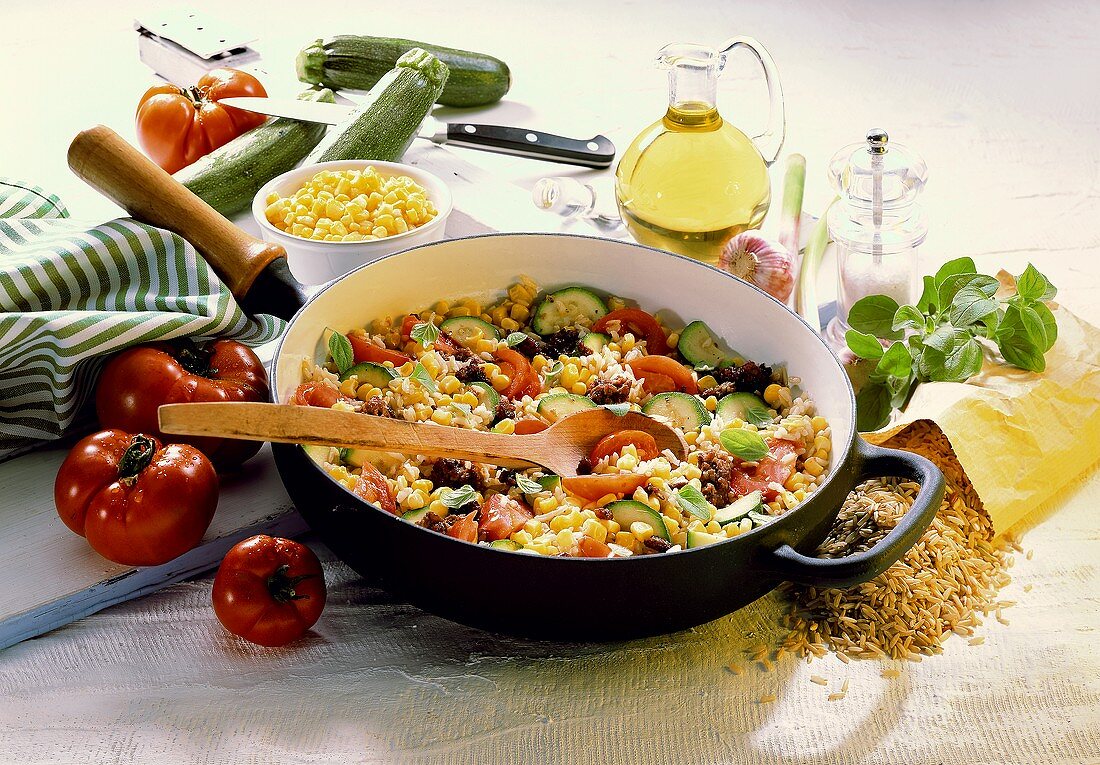 Pan-cooked vegetables with soya mince and brown rice