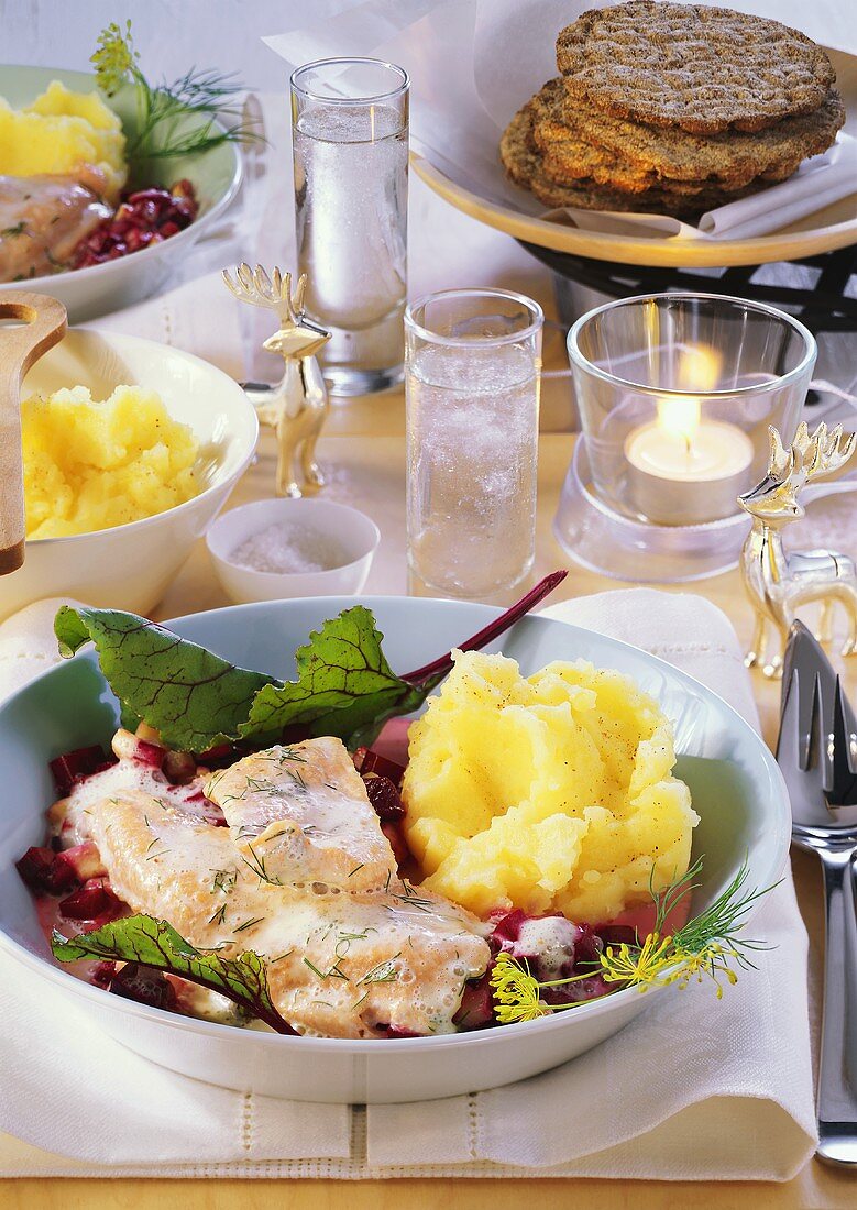 Salmon trout fillets with beetroot and mashed potato