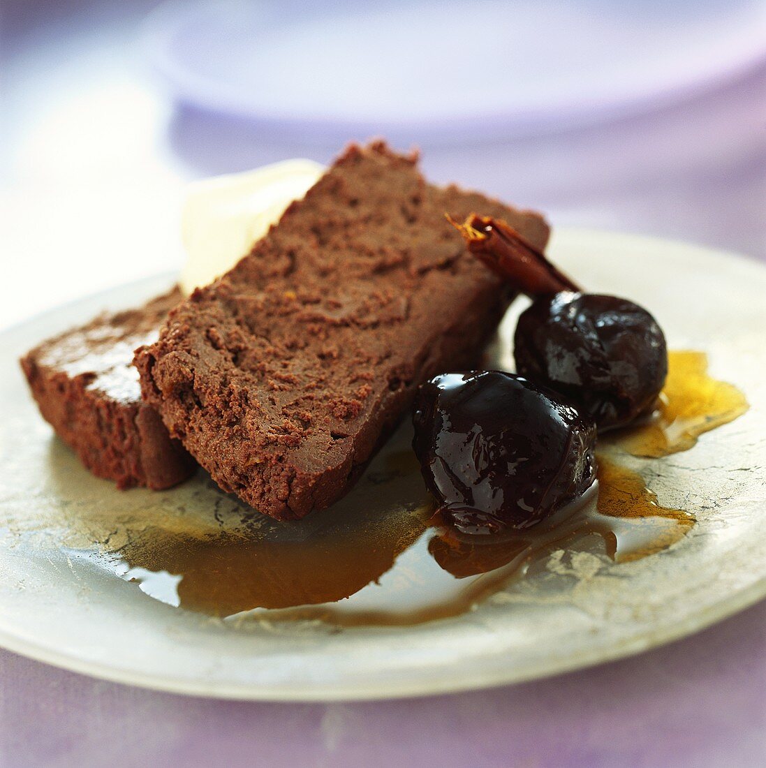 Chocolate mousse with honey sauce