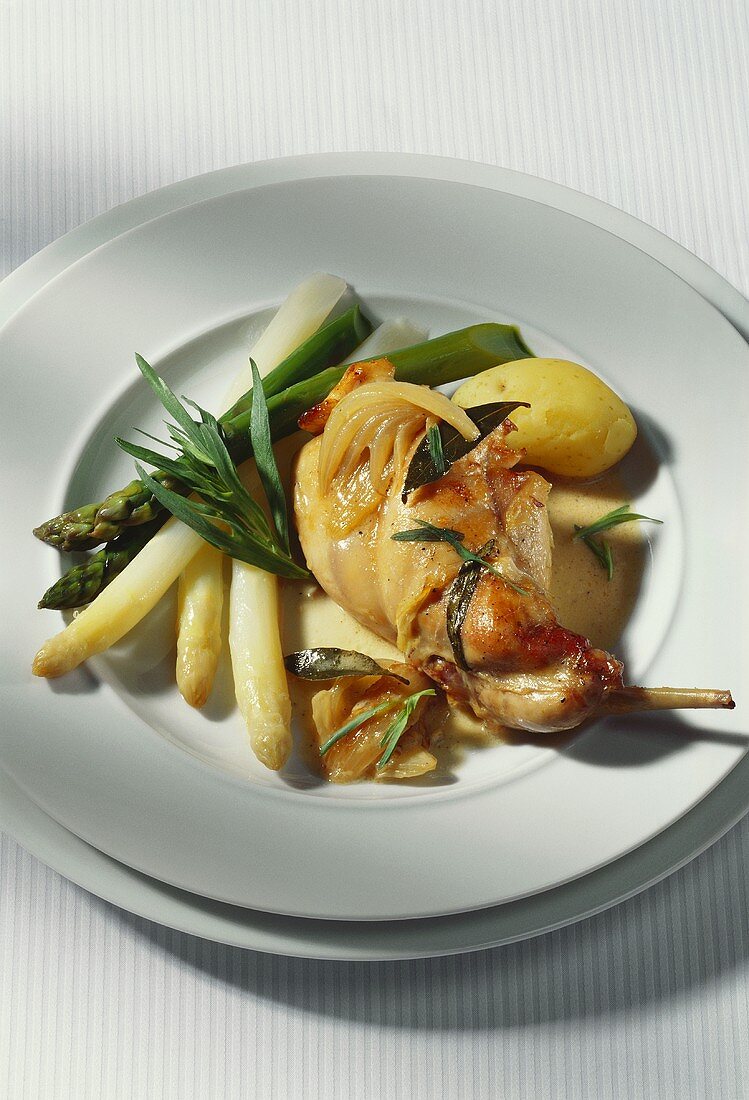 Rabbit with asparagus, tarragon and potatoes